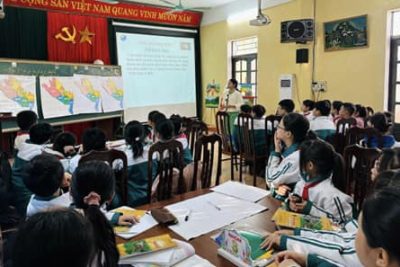 Trường THCS Trương Hán Siêu tổ chức thành công chuyên đề: Tìm hiểu địa lí Ninh Bình qua dạy học bài 1: “Vị trí địa lí và sự thay đổi các đơn vị hành chính tỉnh Ninh Bình” –  Giáo dục địa phương tỉnh Ninh Bình lớp 6.